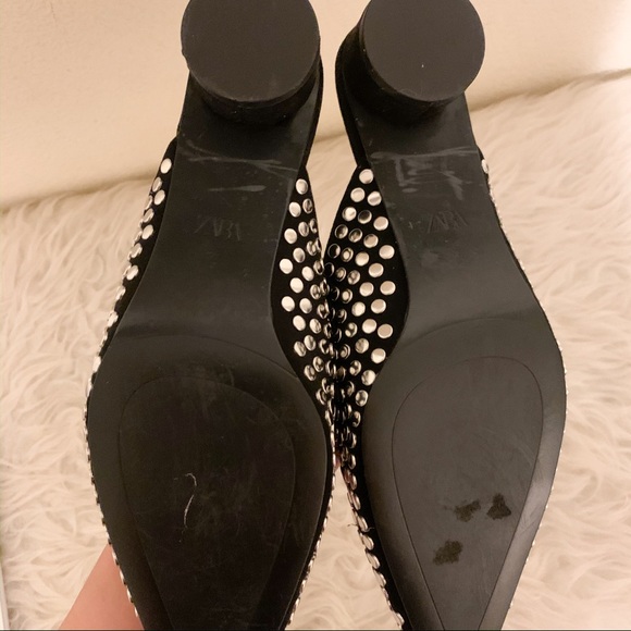 HOLD! Zara Low Heeled Slip Ons. - Picture 4 of 8